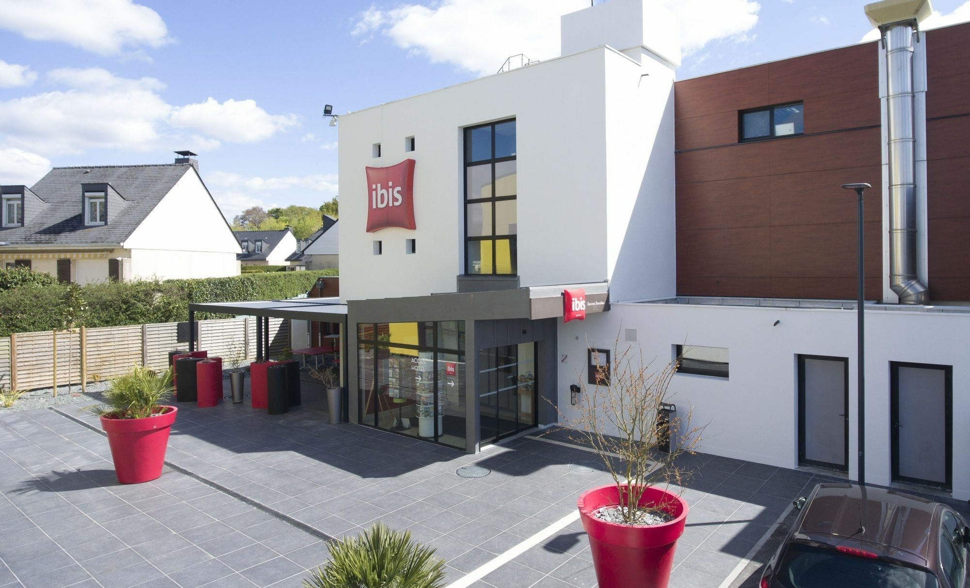 Hotel Ibis Rennes Beaulieu Cesson-Sévigné Exterior foto