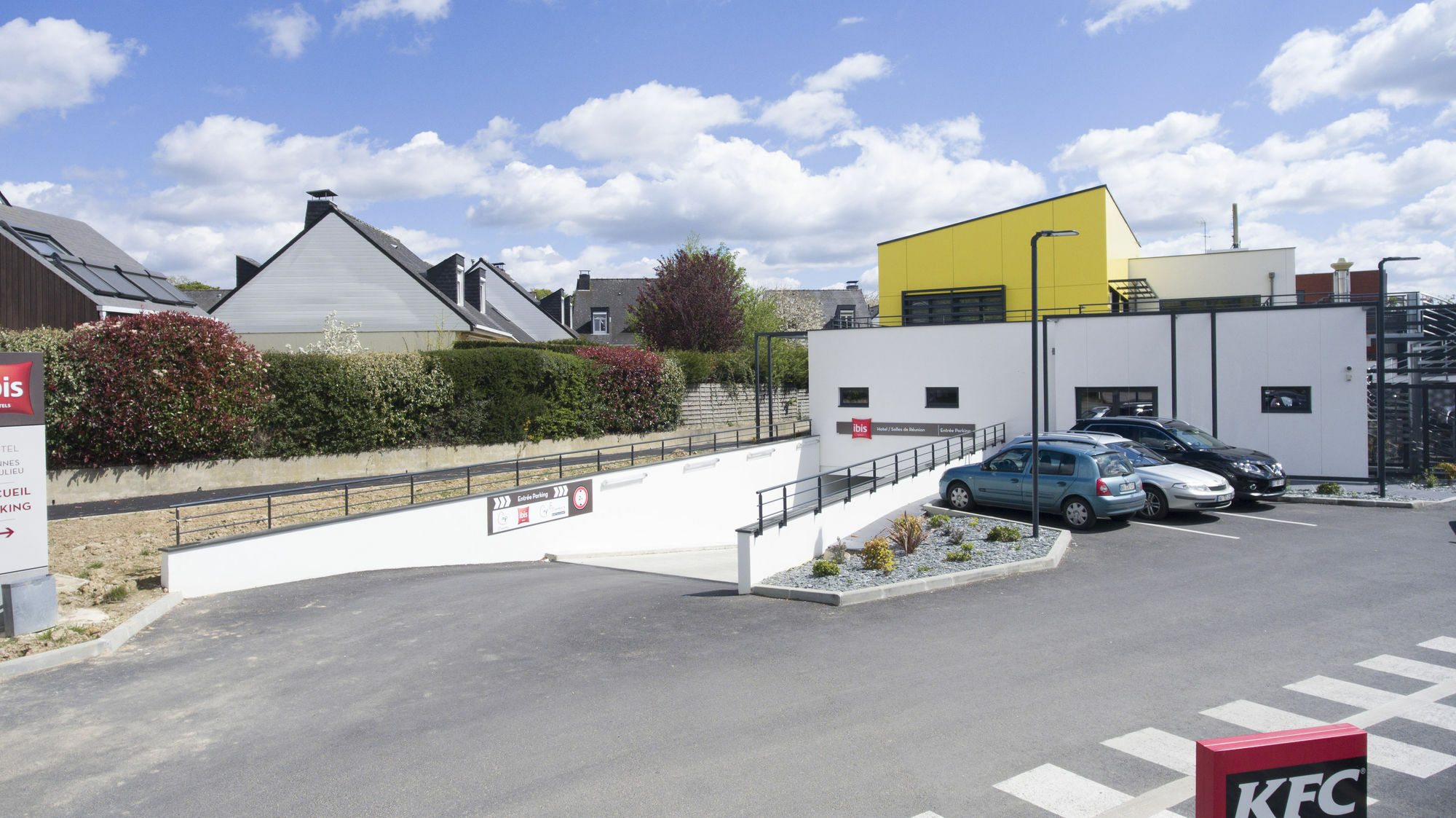 Hotel Ibis Rennes Beaulieu Cesson-Sévigné Exterior foto